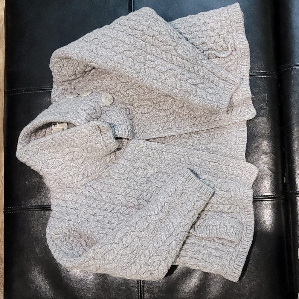 Beautiful 100% wool sweater, bought in Ireland **please read discription**